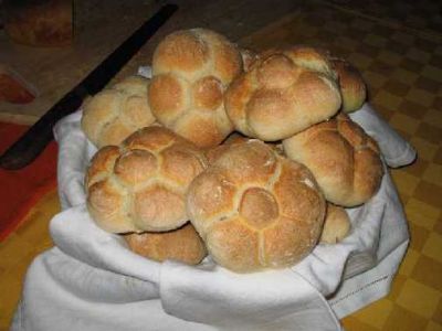 A Lecco la michetta “popolare”: tra le meno care in Lombardia