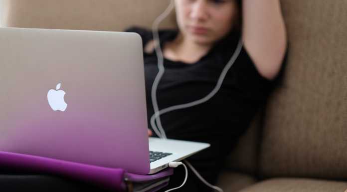 Oltre 80 genitori all’incontro sull’abuso informatico targato Siulp