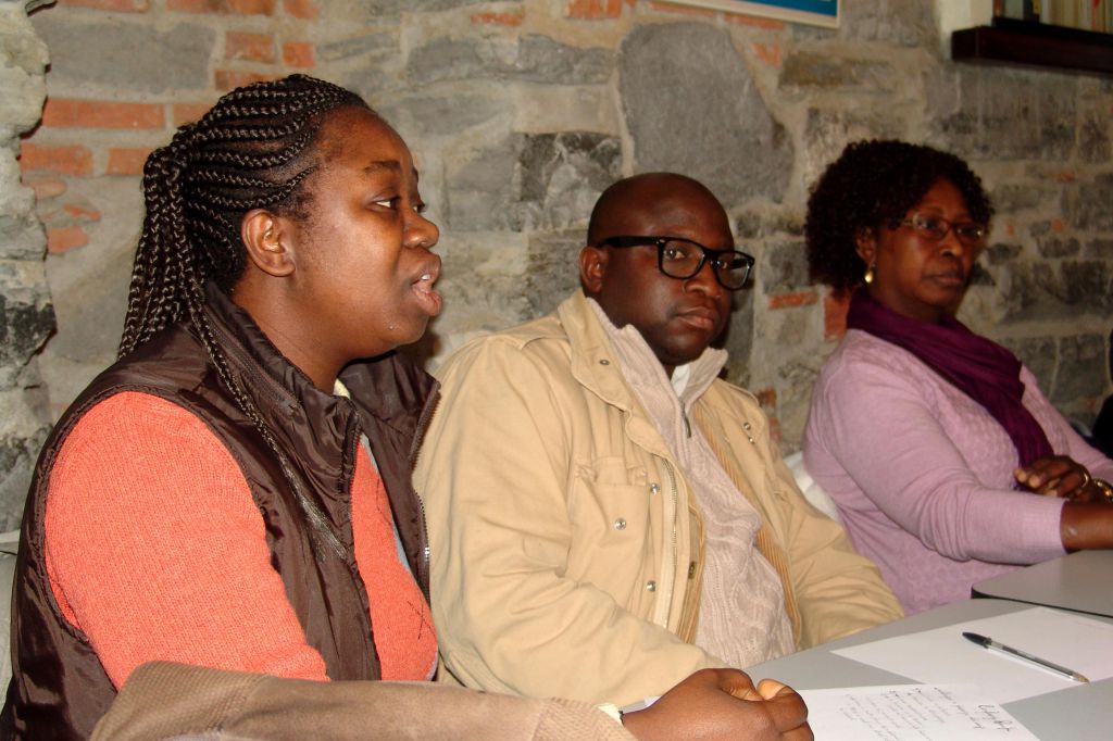 Gli immigrati: “Non siamo criminali e non vi rubiamo il lavoro”