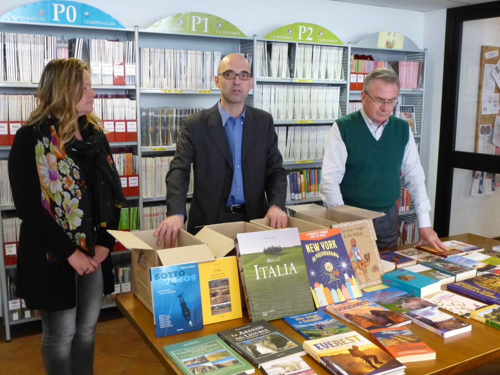Da Immagimondo nuovi libri per la biblioteca “Pozzoli”