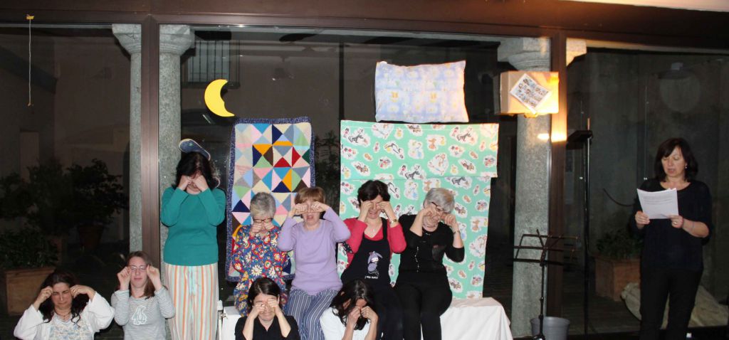 Lecco, successo per le letture notturne in biblioteca