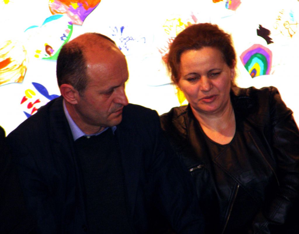 Tragedia di Chiuso: il padre delle bimbe rientrato in città