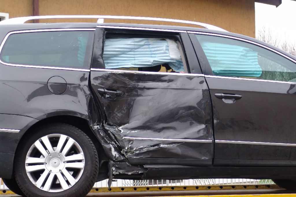 Schianto a Molteno: motociclista in prognosi riservata