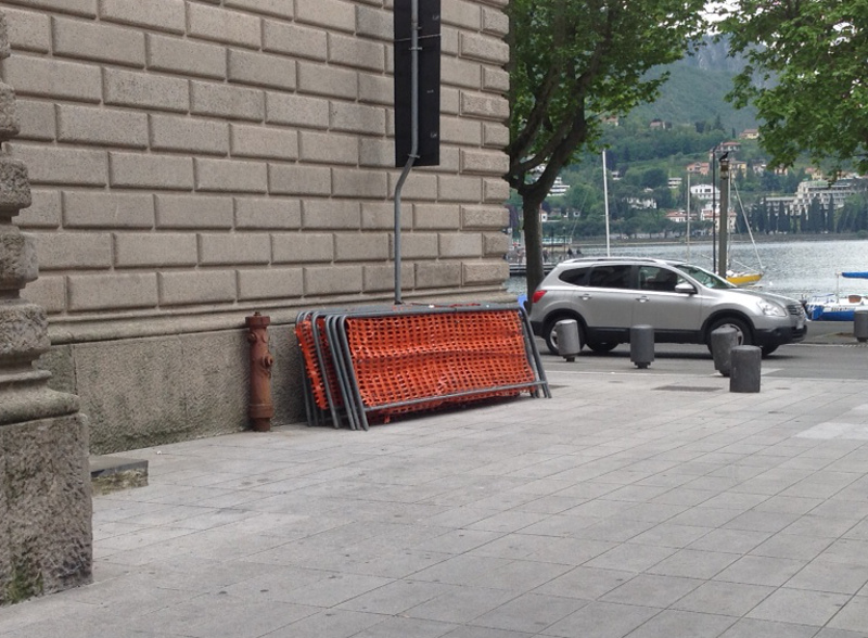 Caterisano: “Lecco è diventata la capitale della transenna”