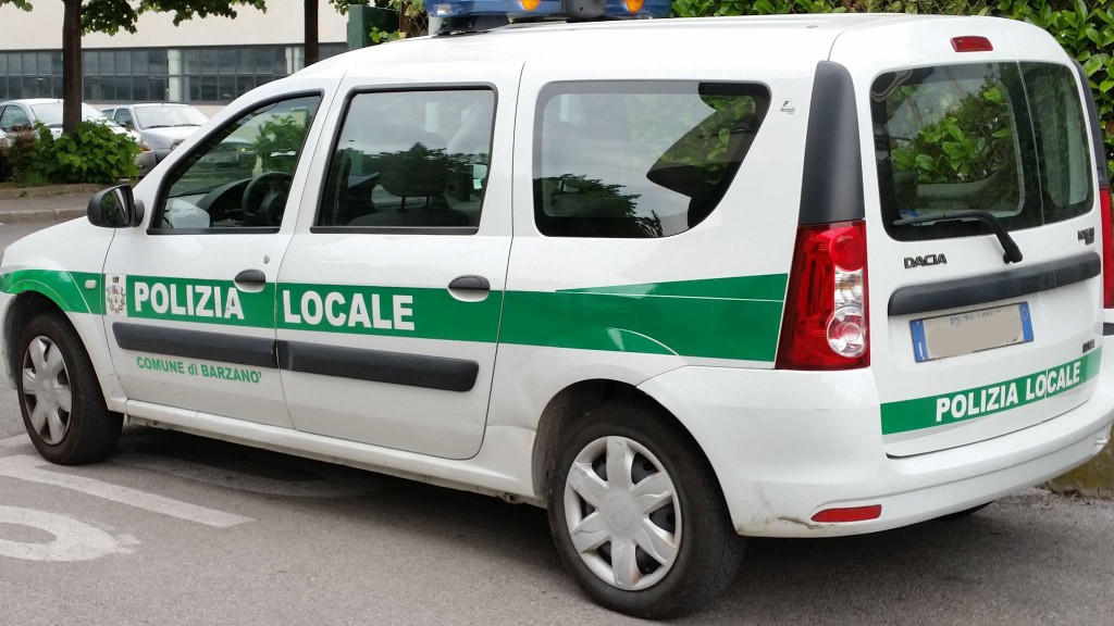 Vigili brianzoli “pizzicati” in divieto nei pressi del Tribunale