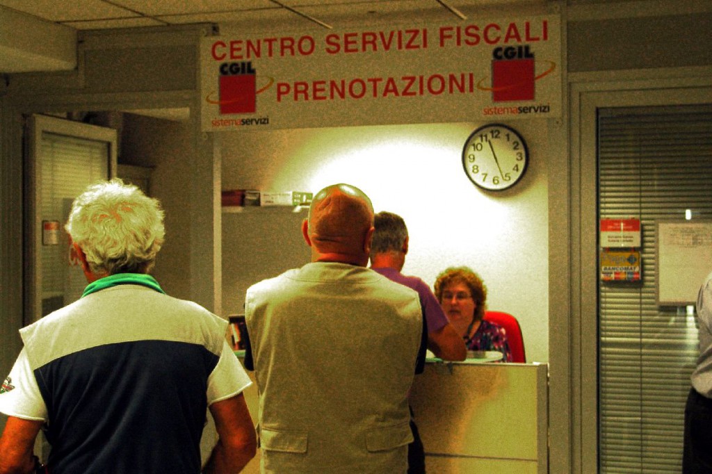 TASI, assaltati i Caaf. “Troppe difficoltà per i contribuenti”