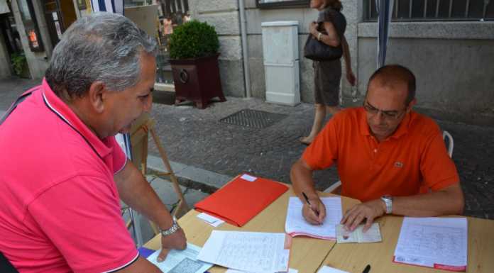 Anche a Lecco la raccolta firme contro le politiche d’austerità