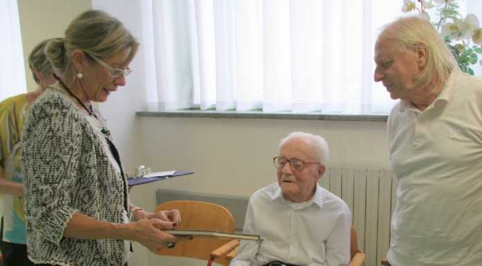 Valmadrera: festa in rsa per i 100 anni di Francesco Canini