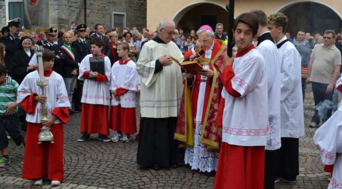 Il vescovo Lafranconi ai mandellesi: “Siate gelosi di San Lorenzo”