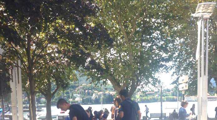 Lettera. “Turisti e picnic sul lungolago. Lecco come Venezia?”