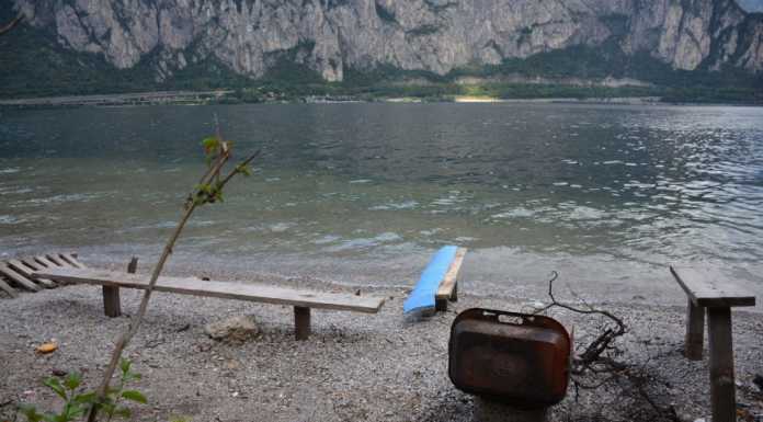 Il 47enne non si trova. Al Moregallo i resti del suo campeggio