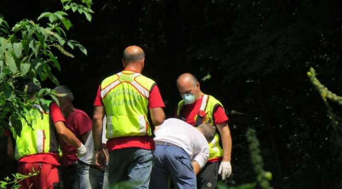 Ancora senza nome il corpo rinvenuto, giovedì l’autopsia