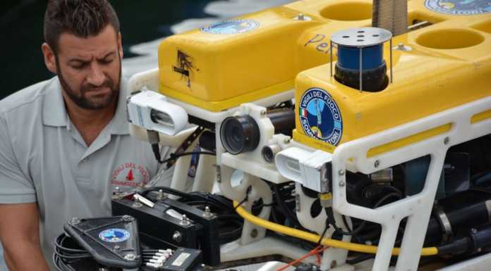 Il robot “Perseo” sul lago per cercare il 47enne disperso