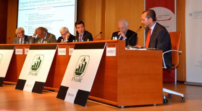 Agenti di commercio: “Un sommergibile pronto a riemergere”