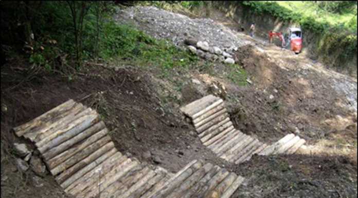 Prosegue la messa in sicurezza della frana di via ai Poggi