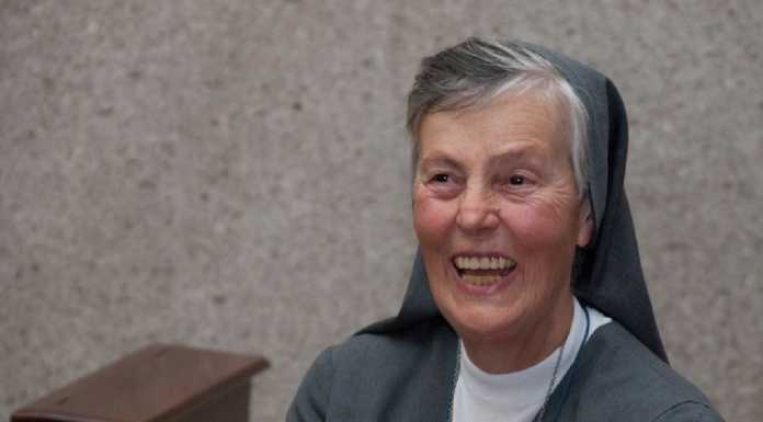 Suor Maria Letizia a Mandello: “50 anni di vita religiosa, un dono”
