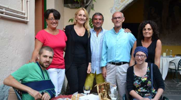 Karen e Paul rientrano in Inghilterra: “Ma torneremo sul lago”