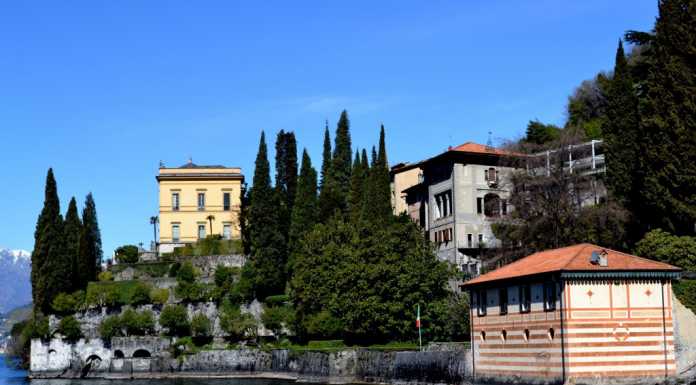“Vivere Varenna” all’assessore: “Dov’è il logo del Comune?”