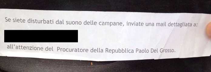Olate. Biglietti anonimi: “Se le campane vi disturbano scrivete al Procuratore”