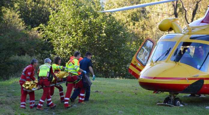 Civate: incidente sulla SP51, donna in gravi condizioni