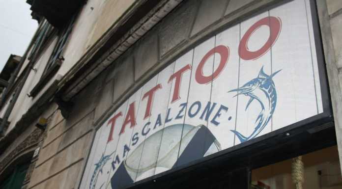 Lecco: un tatuaggio per aiutare gli animali più sfortunati