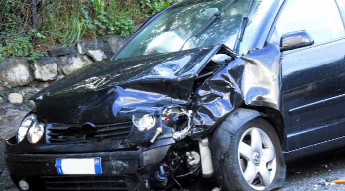 Frontale sulla vecchia Lecco – Ballabio, in 3 all’ospedale