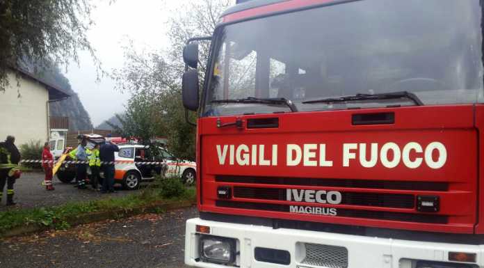 Si sente male mentre raccoglie noci, muore 78enne di Pasturo