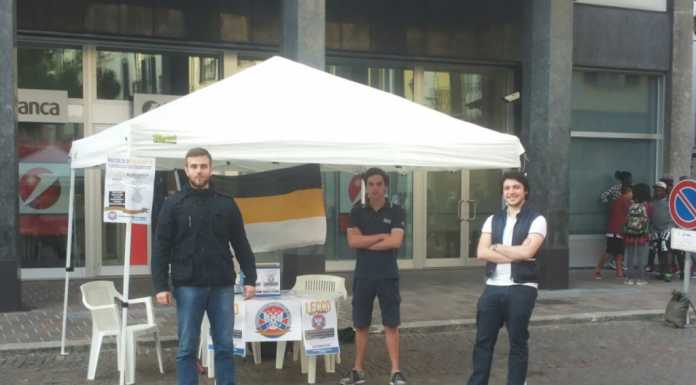 In Piazza Garibaldi un banchetto per i separatisti del Donbass