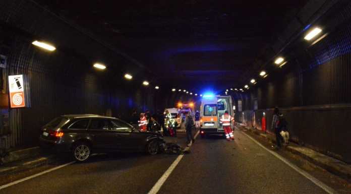 Travolta nel tunnel: 21enne trasferita all’ospedale di Sesto