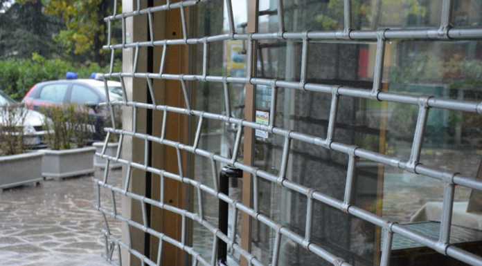 Due “spaccate” in Brianza, rubata merce per migliaia di euro