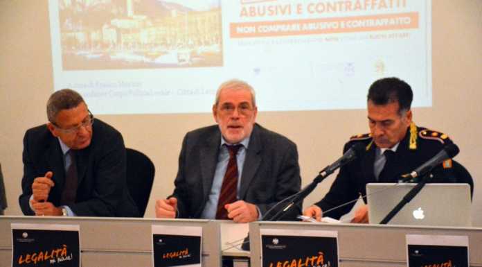 L’illegalità fa danni al commercio, l’appello: “Cittadini,denunciate”