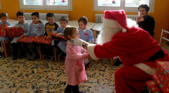 Mandello, Abbadia e Lierna tra Babbo Natale, presepi e tombole