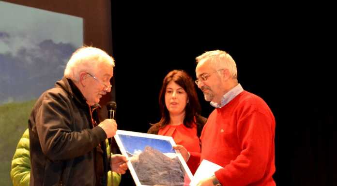 Il Cai, con i Cori Grigna e Lecchese, premia i fedelissimi e ricorda Mazzoleni