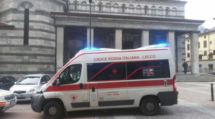Anziana colta da malore alla Chiesa della Vittoria: è grave