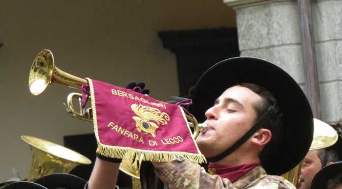 Fanfara dei bersaglieri, tradizionale saluto natalizio a Comune e Provincia