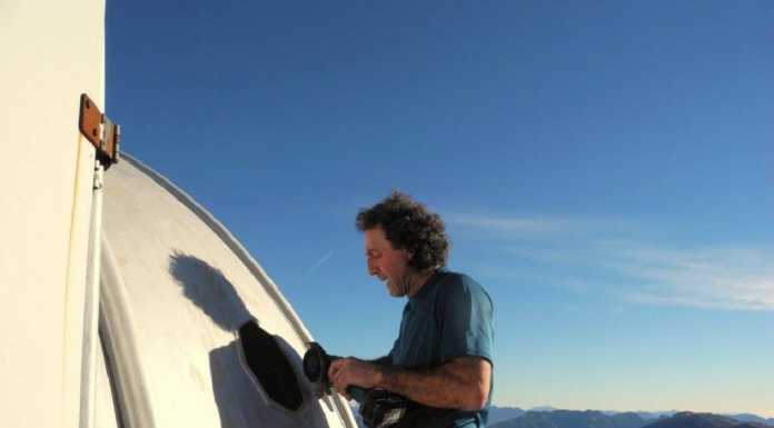 Proseguono i lavori al Bivacco del Monte Due Mani