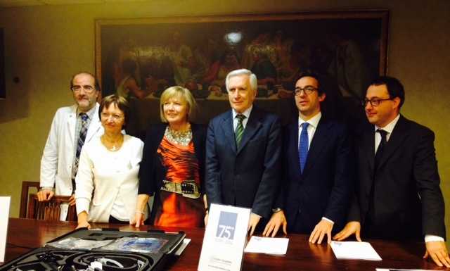 Lecco, donato all’Ospedale un video colonscopio pediatrico