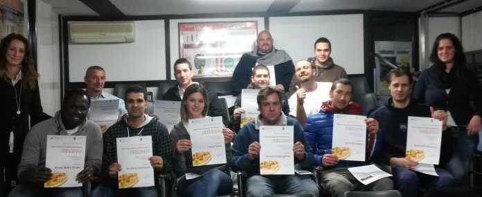 Concluso il corso per pizzaiolo: a gennaio scattano i tirocini