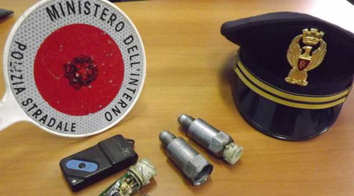 Camionista nei guai per la manomissione del trasmettitore cronotachigrafo