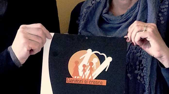“Genitori si cresce”, il calendario dell’ASL donato a 3500 famiglie