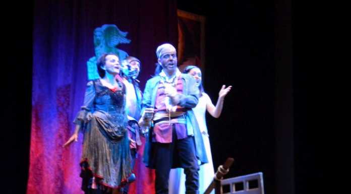 Valmadrera, successo per gli Oblivion e il loro Otello comico