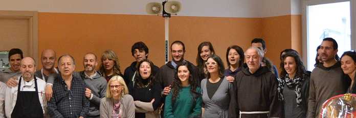 Viale Turati, grande partecipazione al pranzo natalizio di quartiere