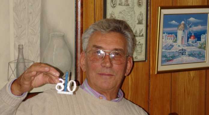 L’addio di Mandello a Mario Togni, storico commerciante