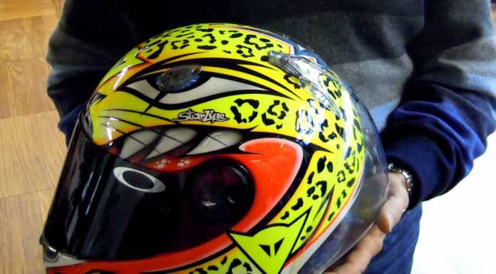 Cento caschi dei “big” delle moto nella collezione di Gilardi