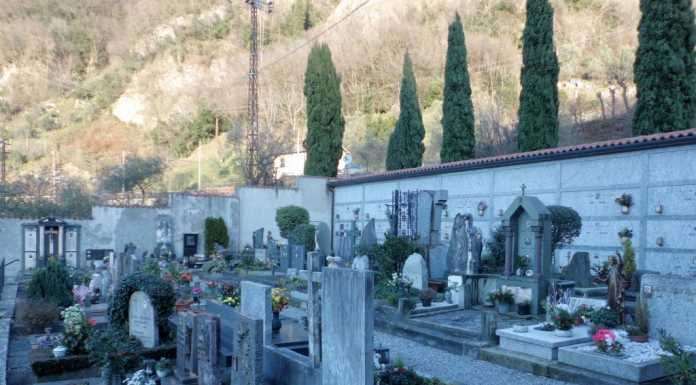 Furti al cimitero di Olcio e c’è chi propone le telecamere