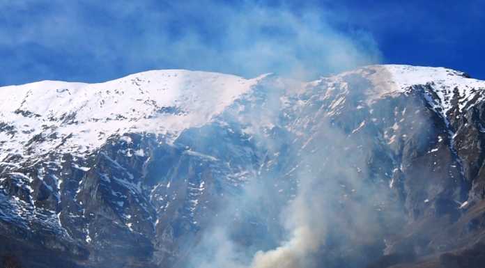 Incendio alle pendici del Grignone, domato da Forestale e volontari