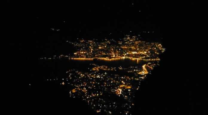 FOTO dal Corno Birone: nella notte, Lecco svela il suo “cuore”