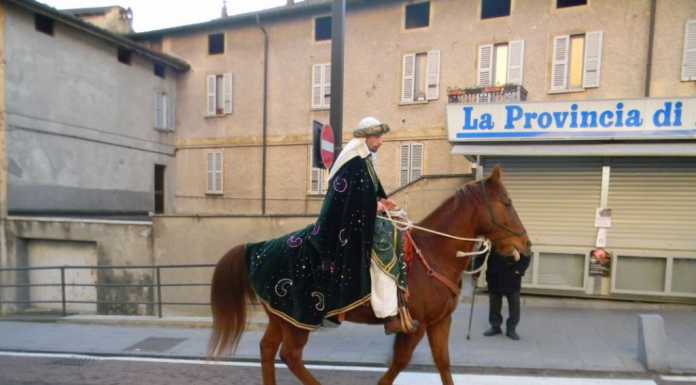 Valmadrera, i Re Magi a cavallo chiudono le feste natalizie