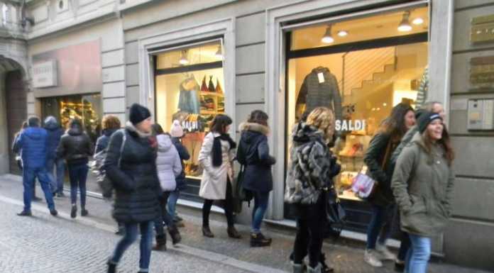 Saldi da martedì, ma la caccia allo sconto è già iniziata