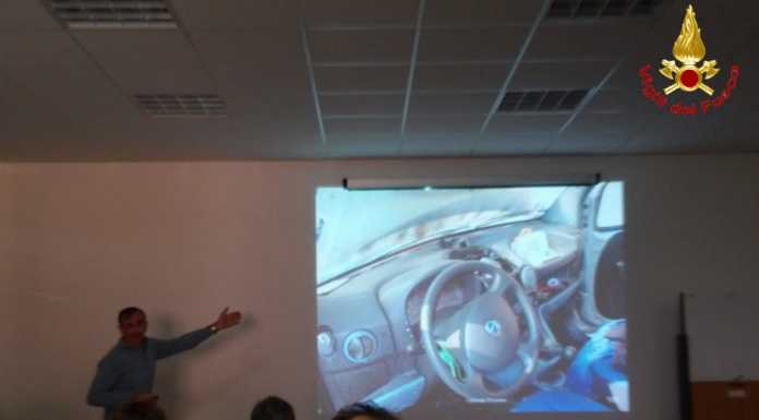 Incendi delle autovetture, in 90 al seminario dei Vvf